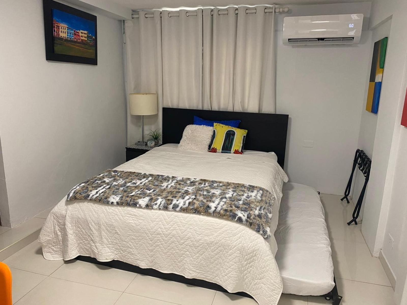 Posada Studios San Juan Luaran gambar